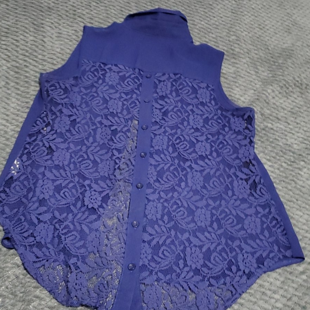 Blouse - Picture 2 of 4